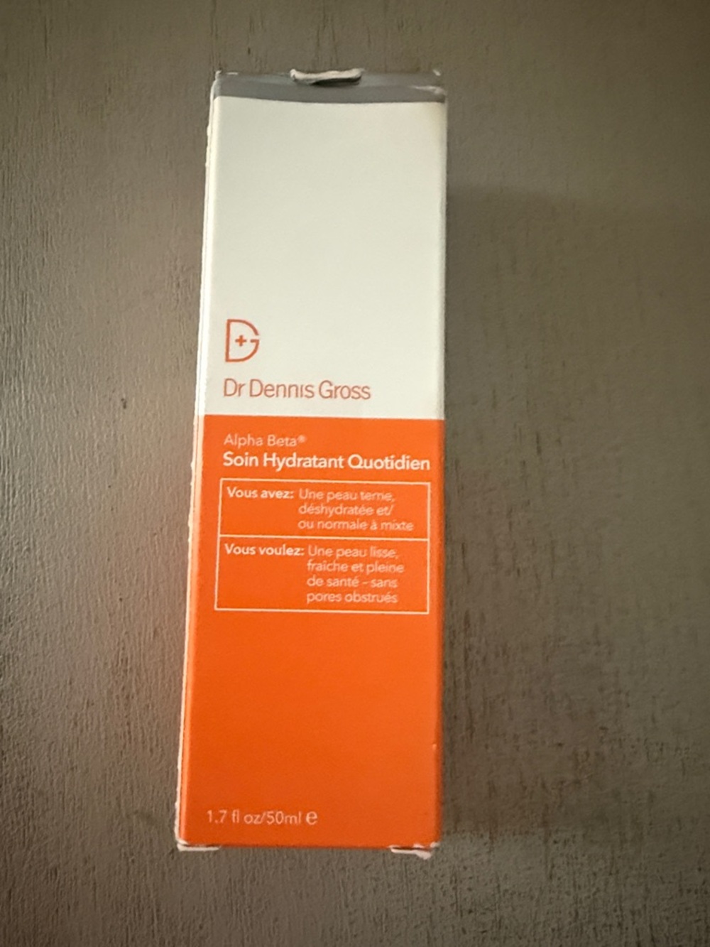 Dr Dennis Gross Alpha Beta Daily Moisturizer — Orange & White